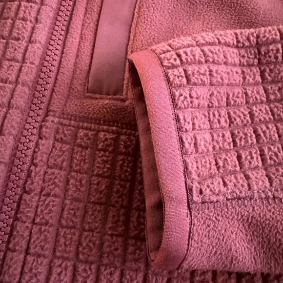 L.L. Bean Mountain Fleece Zipper Jacket - Picture 10 of 12